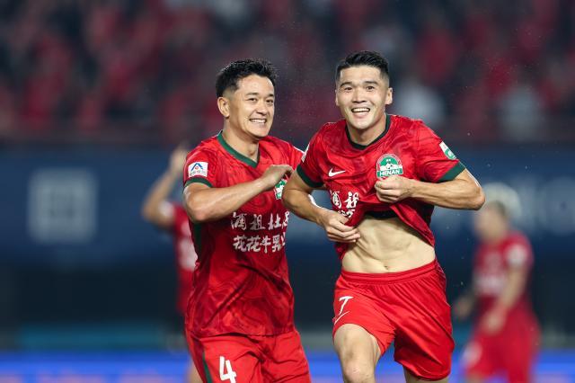 开云-【中超】钟义浩费利佩建功 河南2比0送国安连败