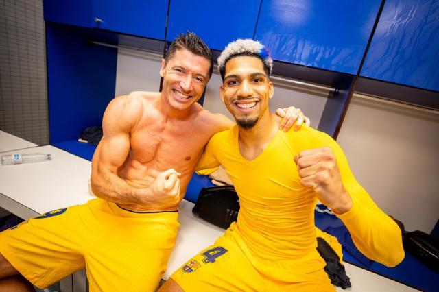 开云体育-巴萨夺冠之最佳射手，莱万弥补了梅西留下的真空